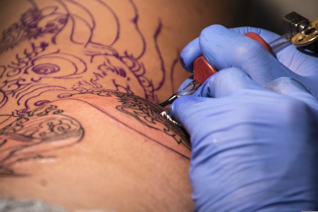 Quels sont les motifs les plus populaires pour les tatouages roses ?