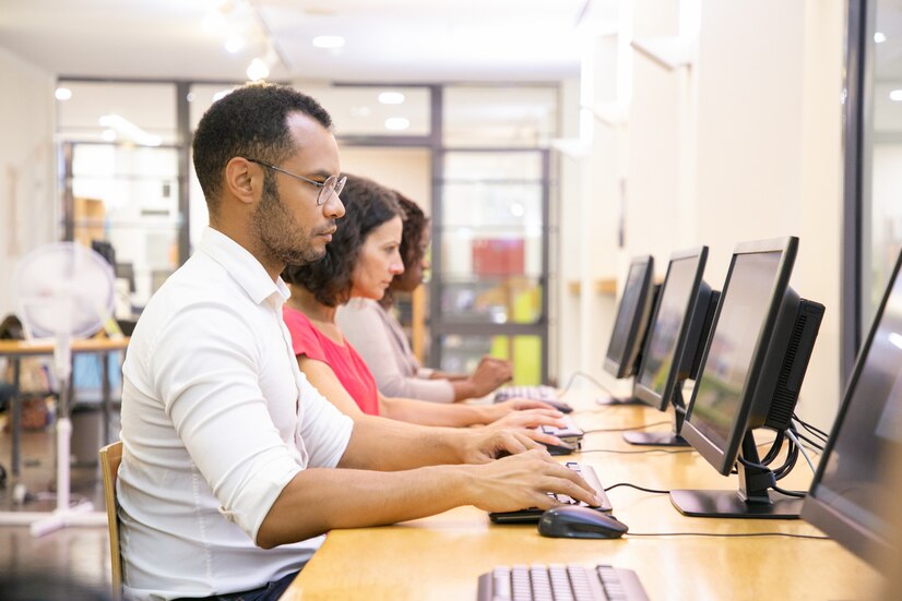 Débouchés après une école d’informatique : quelles carrières envisager ?