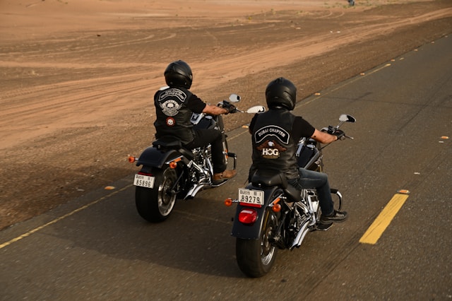 Créer son propre club de moto : les étapes essentielles à suivre