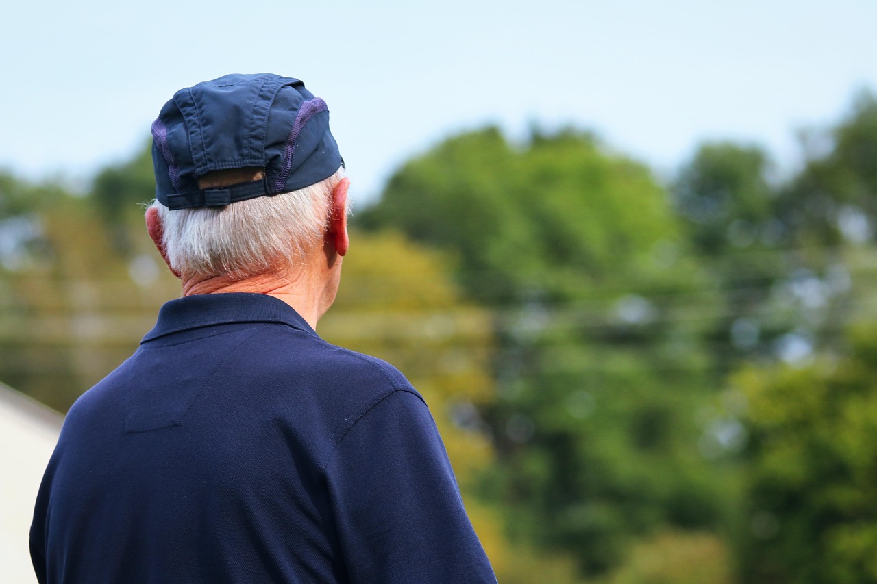 Les services de courtage en mutuelle : garantir une couverture santé adaptée pour les seniors