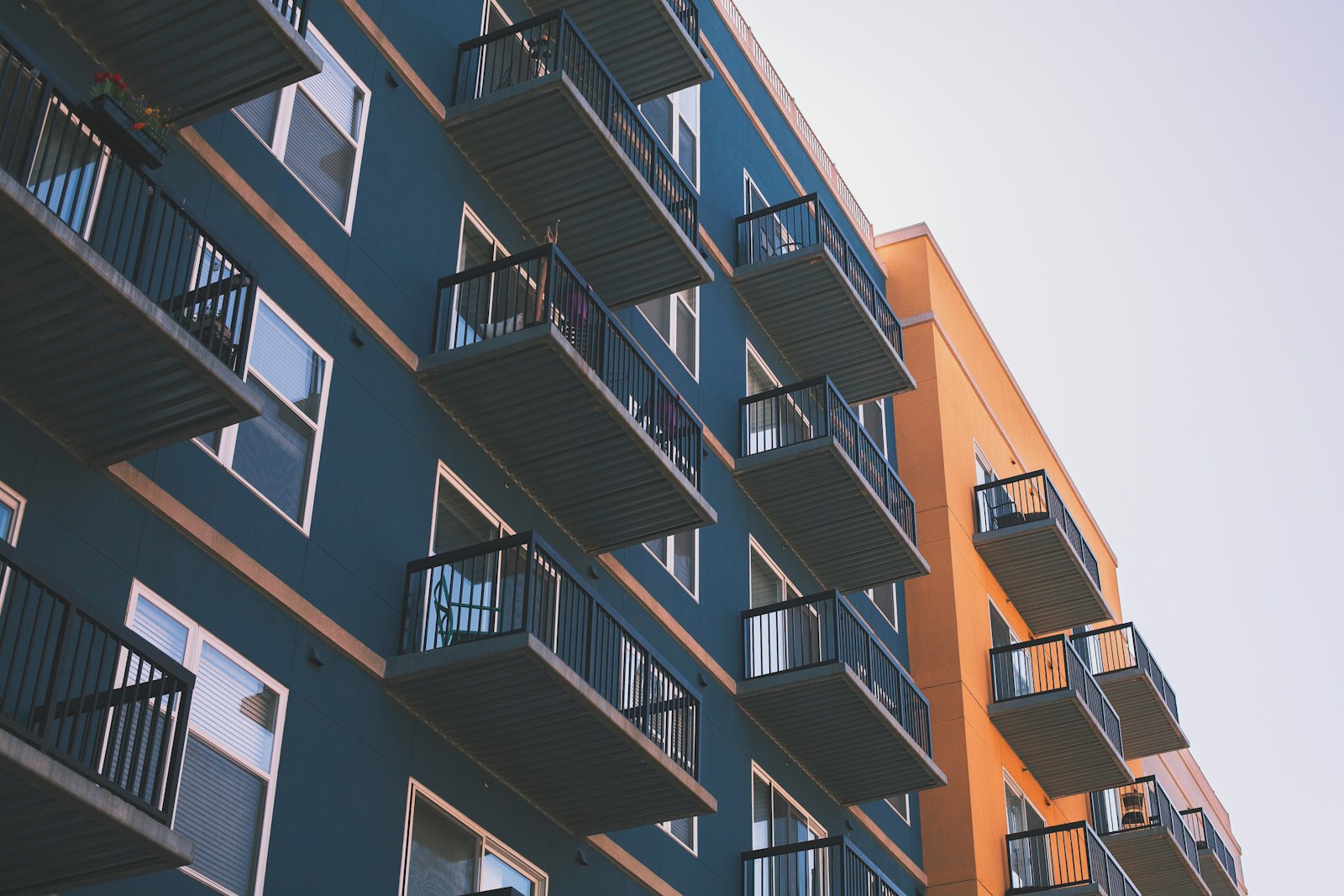 Conseils essentiels pour un premier achat d’appartement