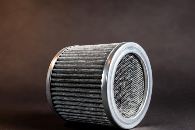 Filtre à air pour moto et scooter : le guide complet pour bien le choisir et l&rsquo;entretenir