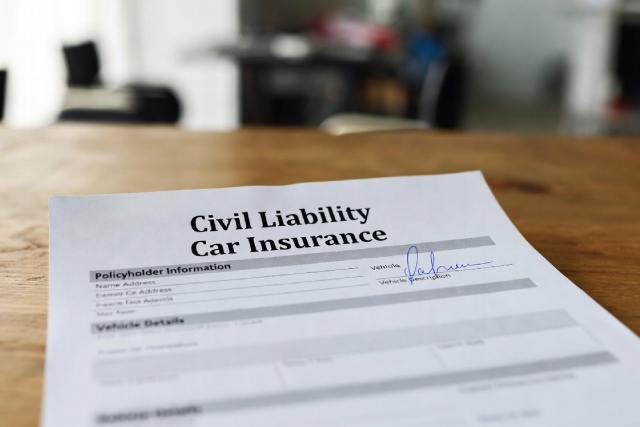 Comprendre l&rsquo;importance de la responsabilité civile dans votre assurance automobile