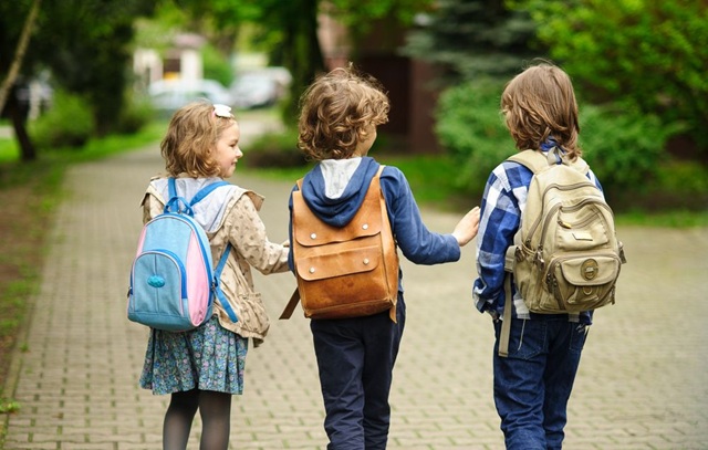 Comment trouver un cartable durable pour plusieurs années